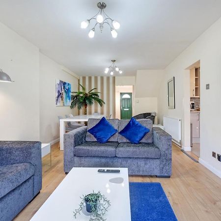 Staiforce 2 Bedroom House With Parking Maidenhead Exterior foto